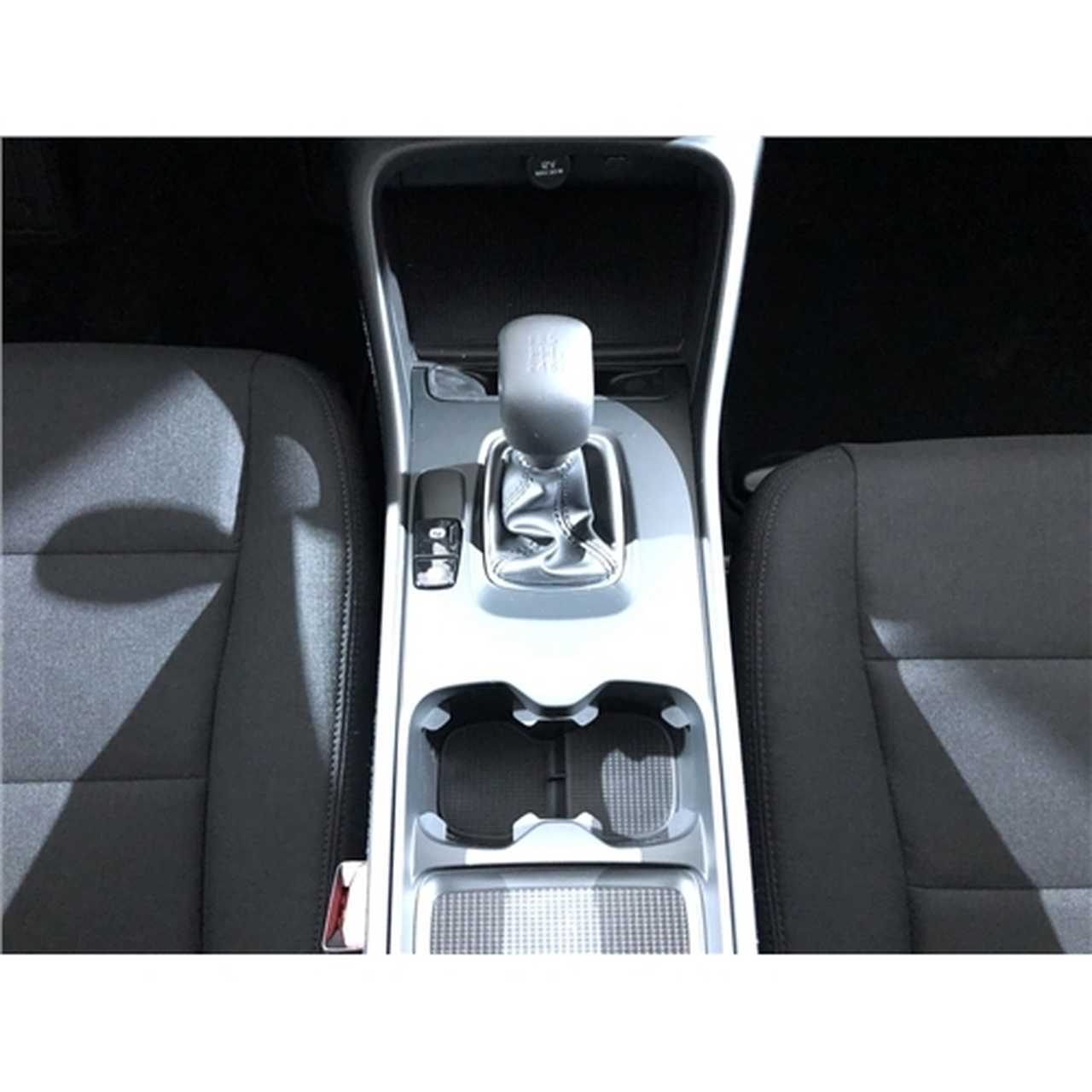 Volvo Xc40 foto 9