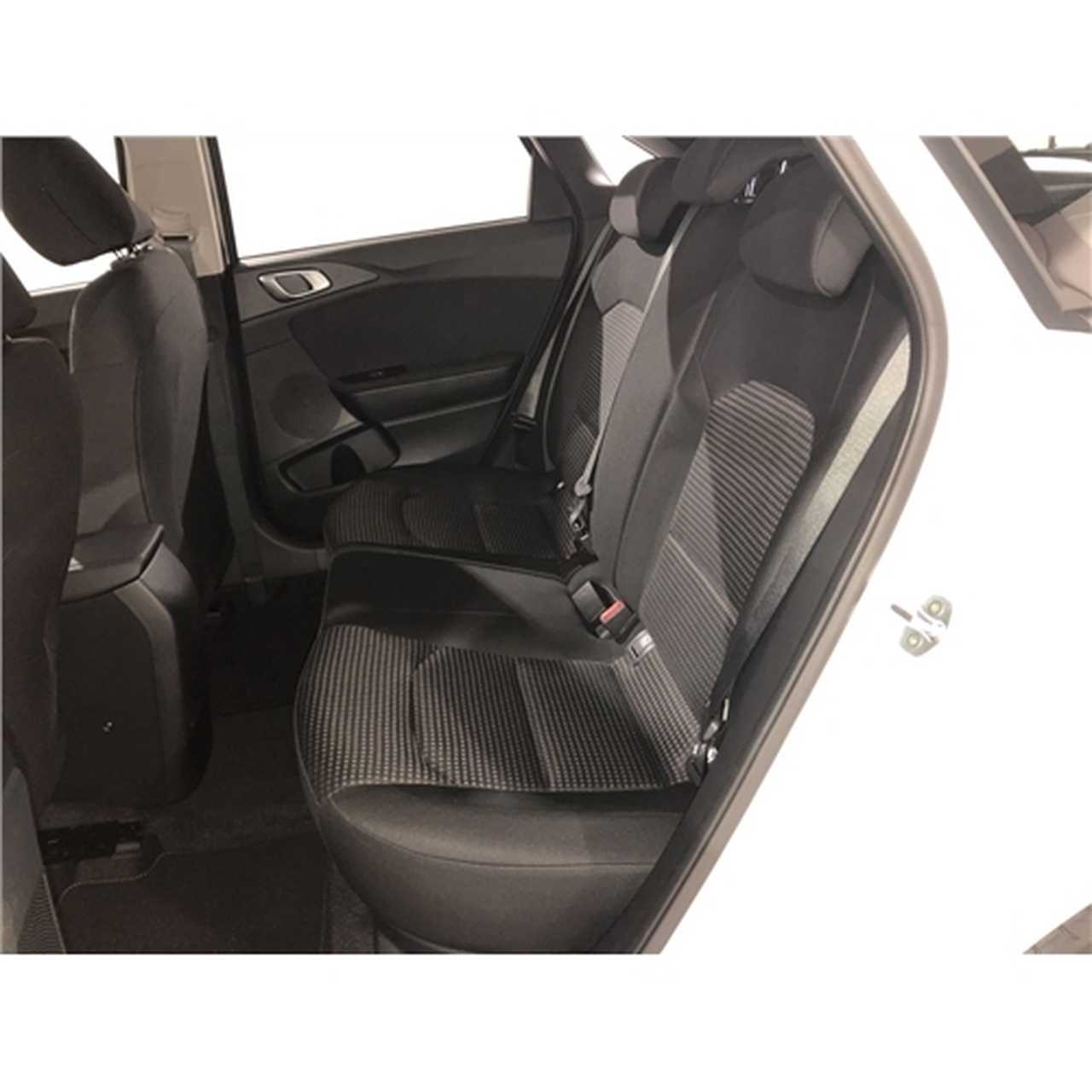 Kia Ceed foto 12