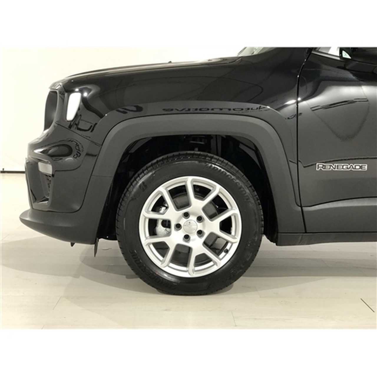 Jeep Renegade foto 12