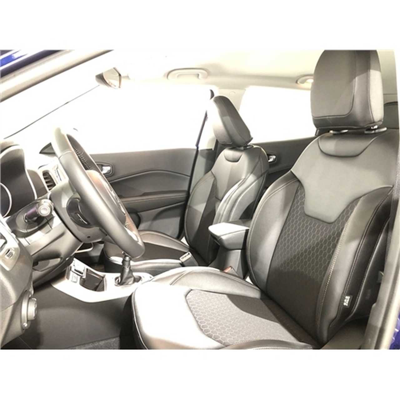 Jeep Compass foto 12