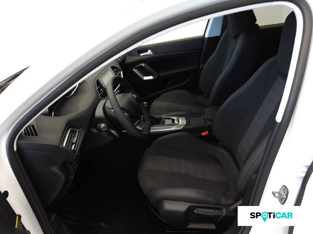 Peugeot 308 foto 8
