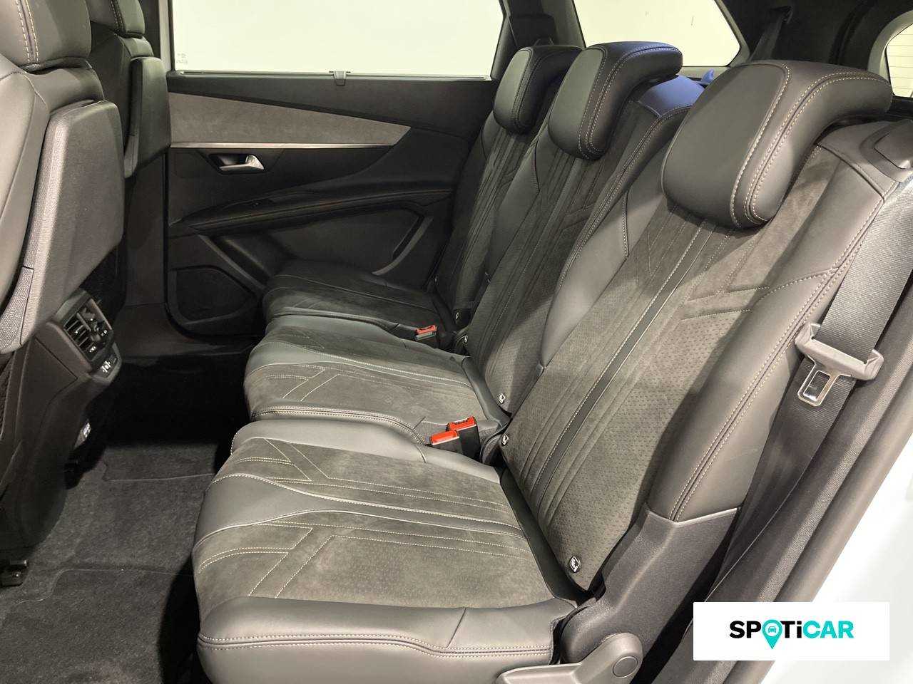 Peugeot 5008 foto 9