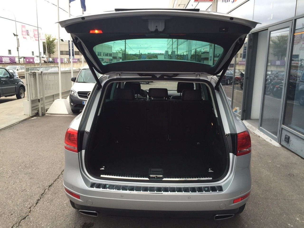 Volkswagen Touareg foto 12