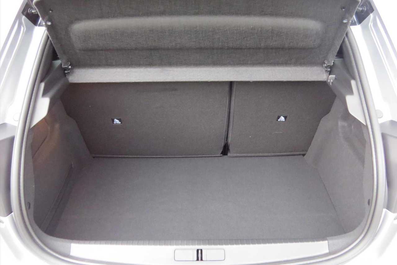 Peugeot 208 foto 5