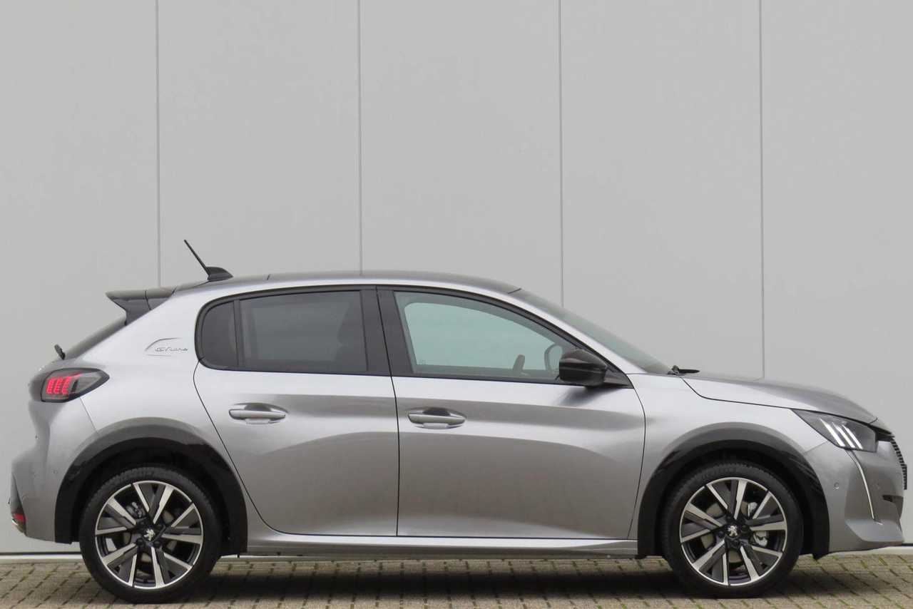 Peugeot 208 foto 9