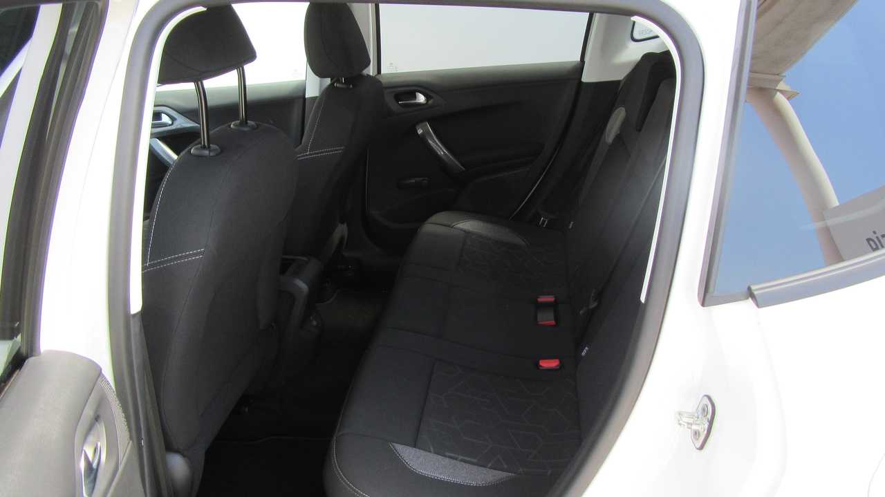 Peugeot 2008 foto 14