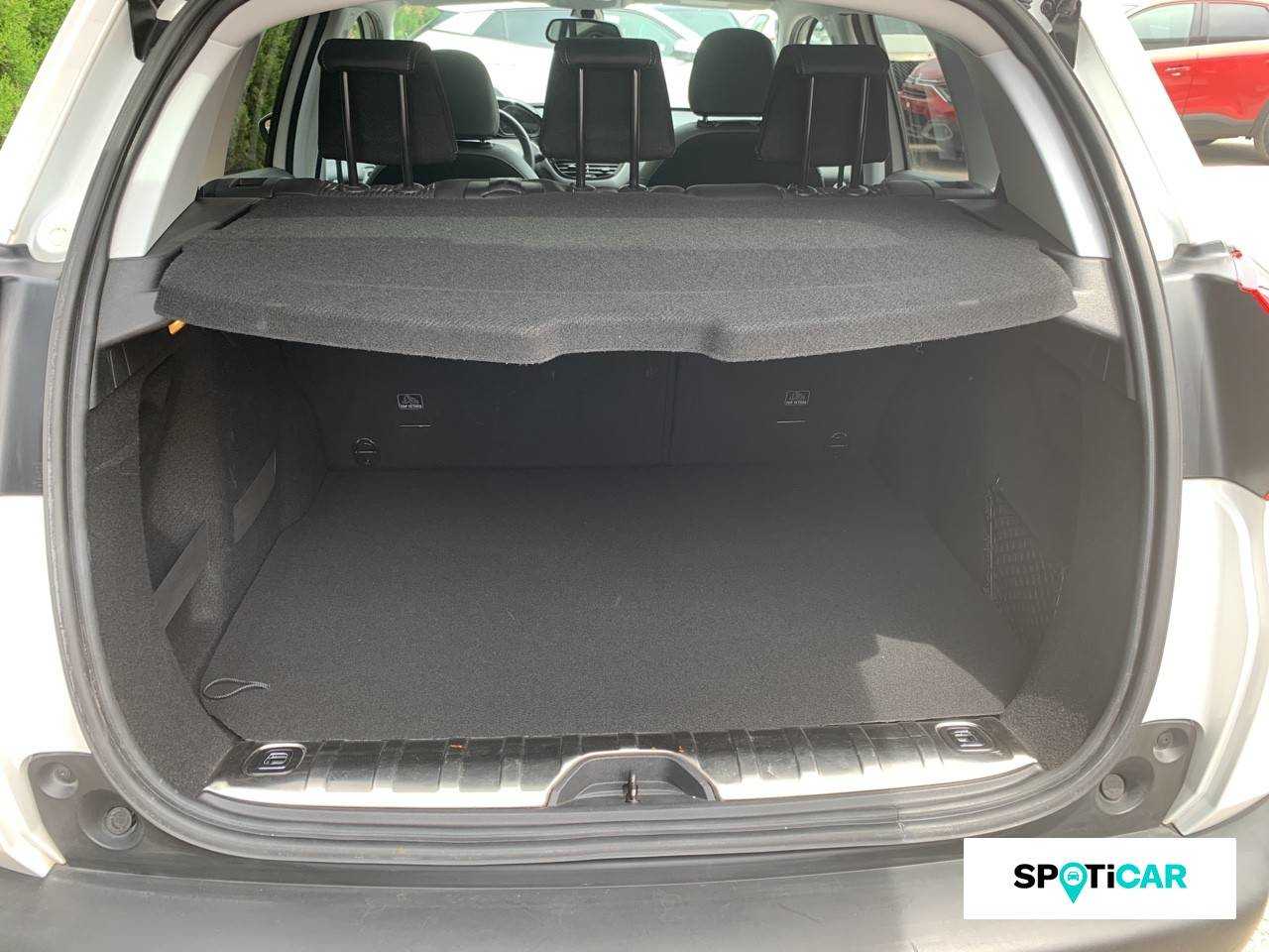 Peugeot 2008 foto 10