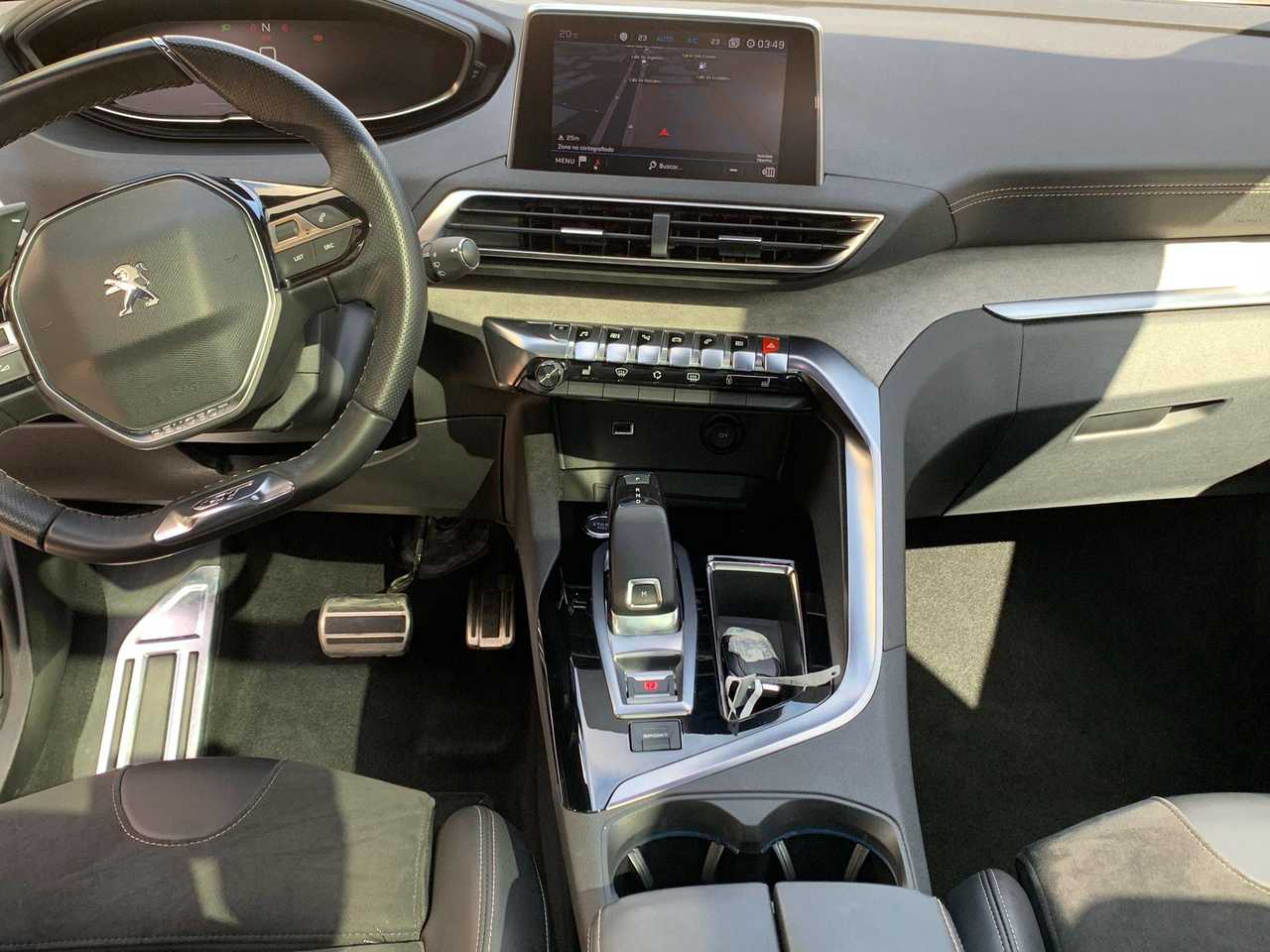 Peugeot 3008 foto 3
