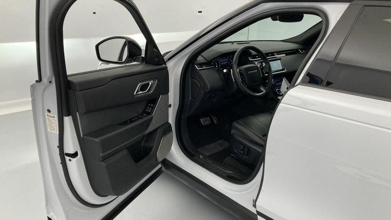 Land rover Range rover velar foto 12