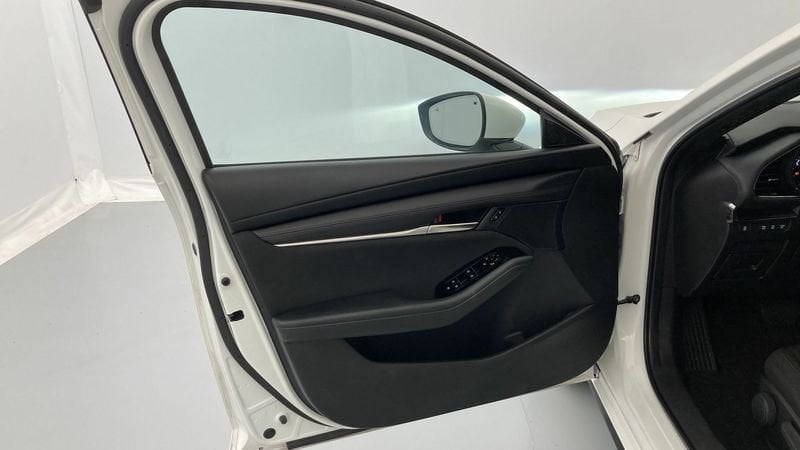 Mazda Mazda 3 foto 14