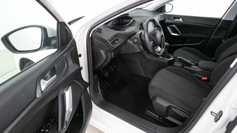 Peugeot 308 foto 10
