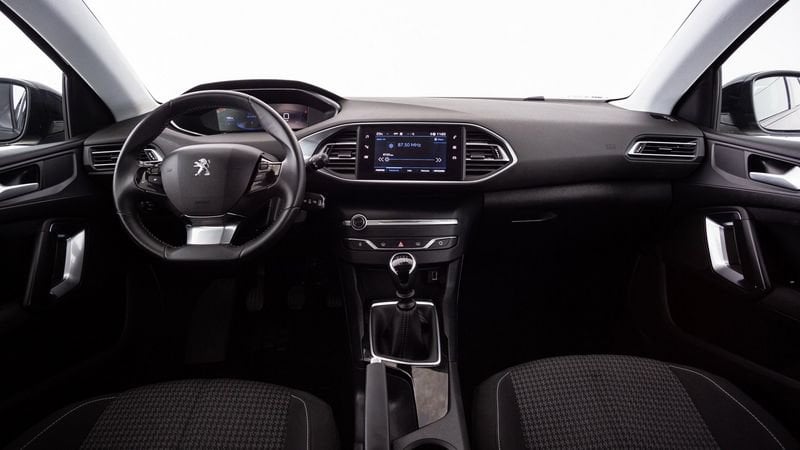 Peugeot 308 foto 8