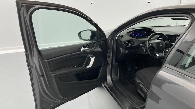 Peugeot 308 foto 3