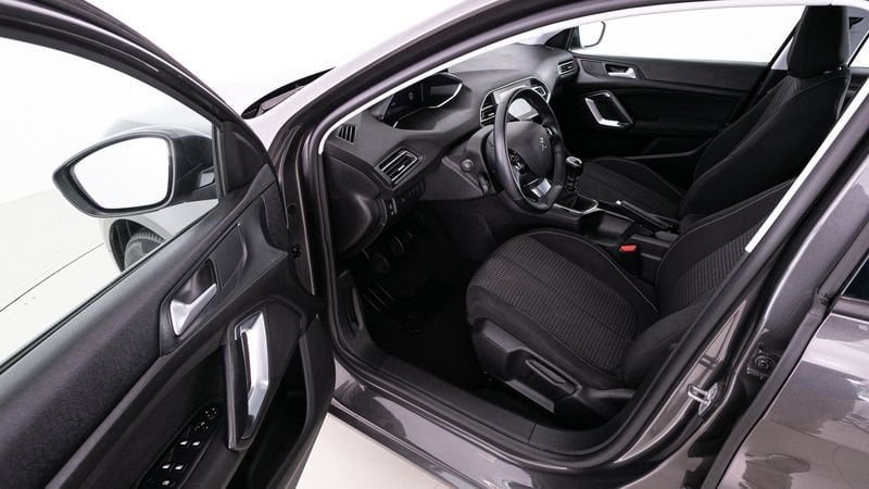 Peugeot 308 foto 7