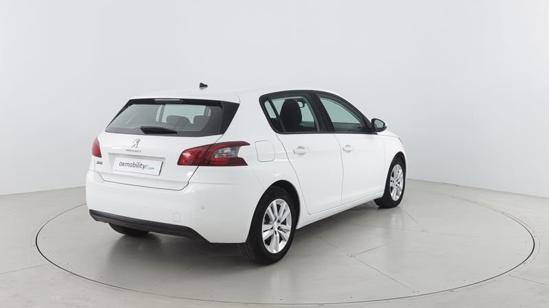 Peugeot 308 foto 8