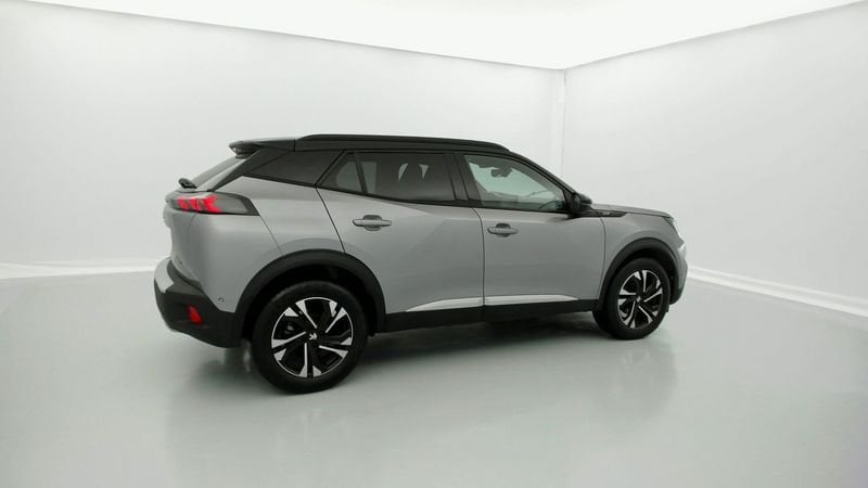 Peugeot 2008 foto 8