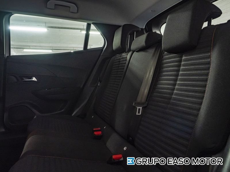 Peugeot 2008 foto 9