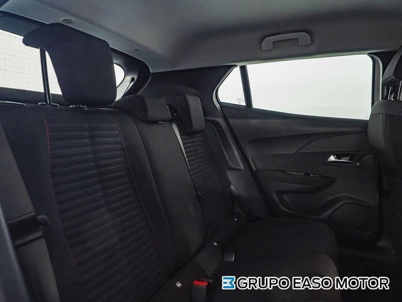 Peugeot 2008 foto 10