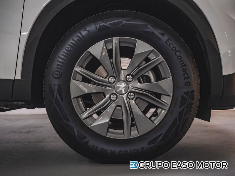 Peugeot 2008 foto 13