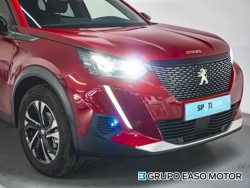 Peugeot 2008 foto 3