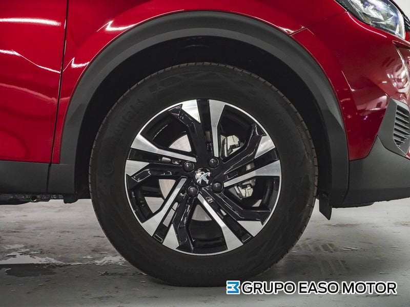 Peugeot 2008 foto 8
