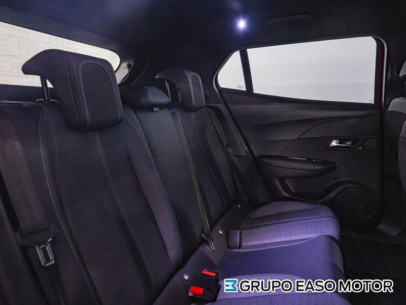 Peugeot 2008 foto 13