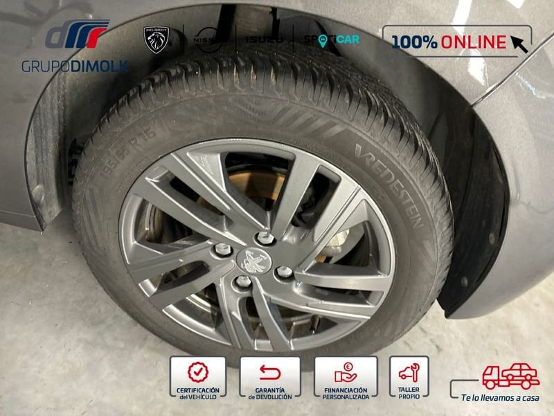 Peugeot 208 foto 10