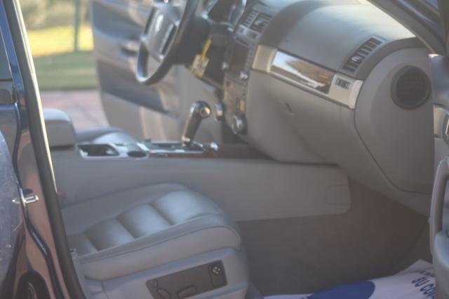 Volkswagen Touareg foto 9
