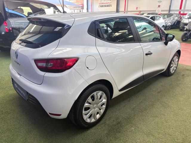 Renault Clio foto 4